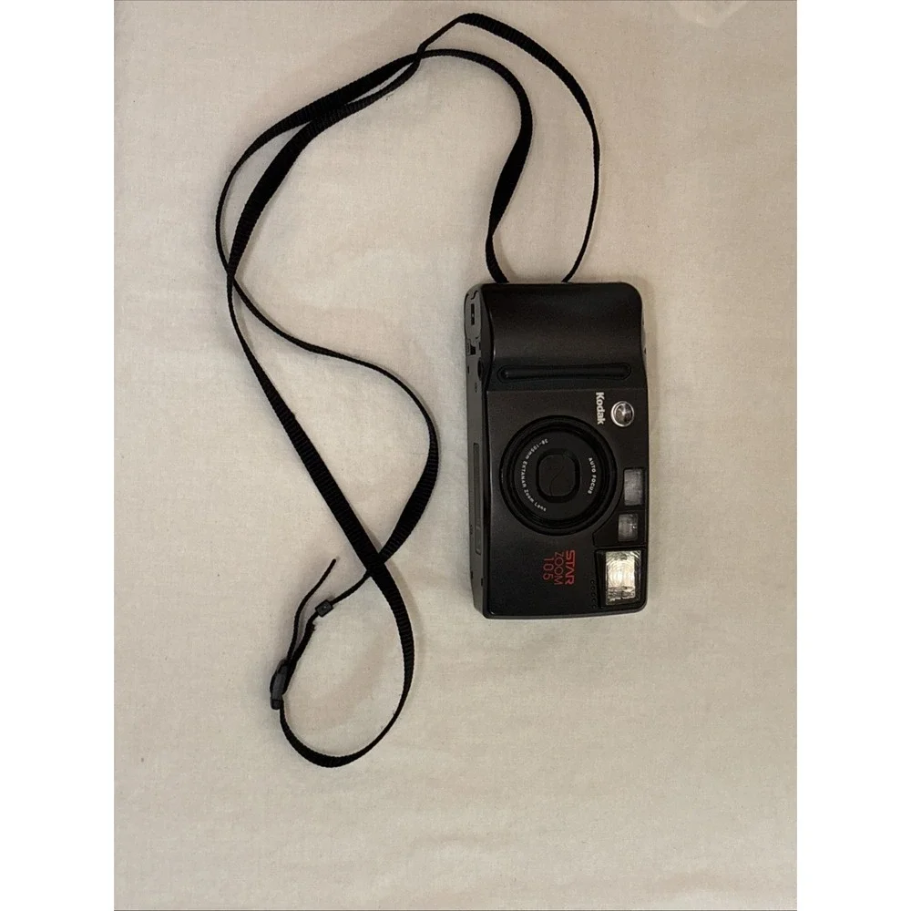Kodak Star Zoom 105 35mm Film Camera Black 38-105mm Ektanar Lens Vintage